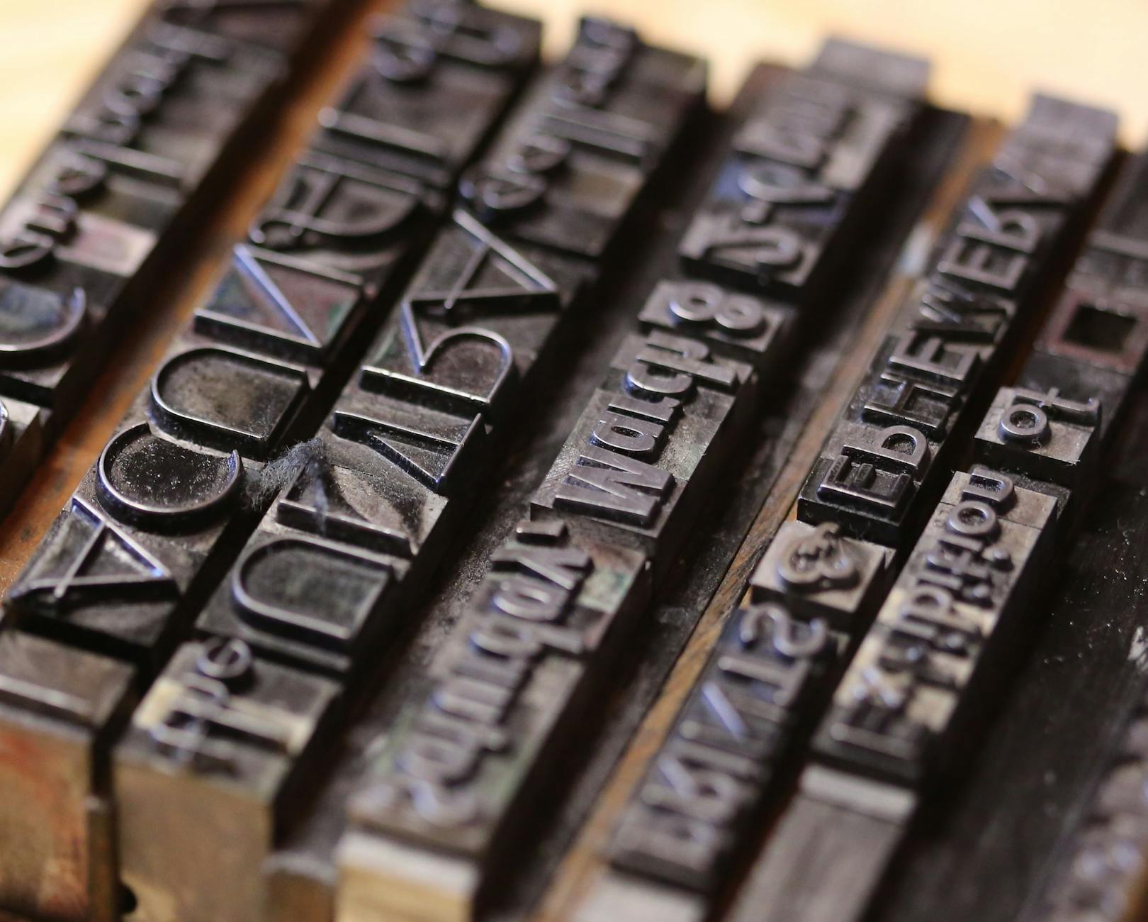 Goo Goo Dolls - Iris (Lyrics) Content Plan